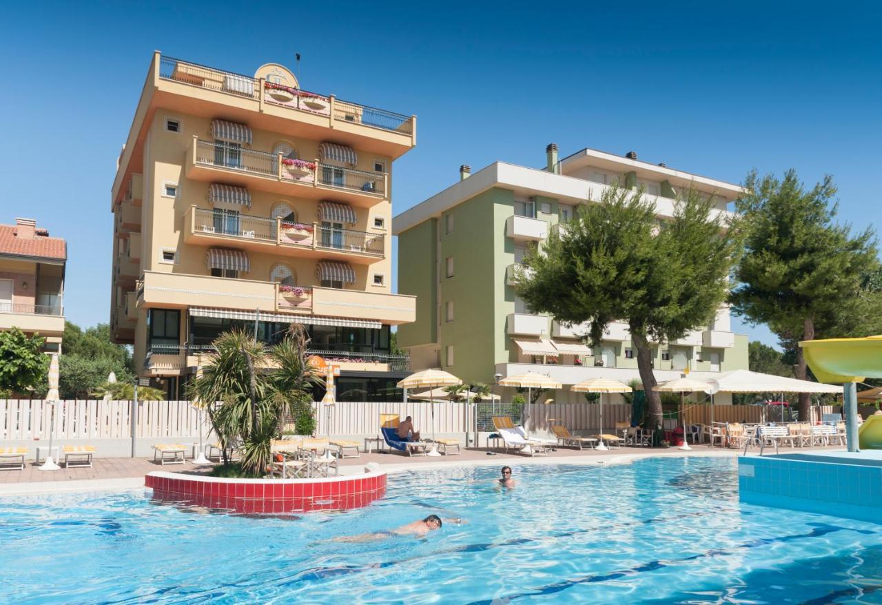 Hotel Caravel B&B 미사노아드리아티코 외부 사진