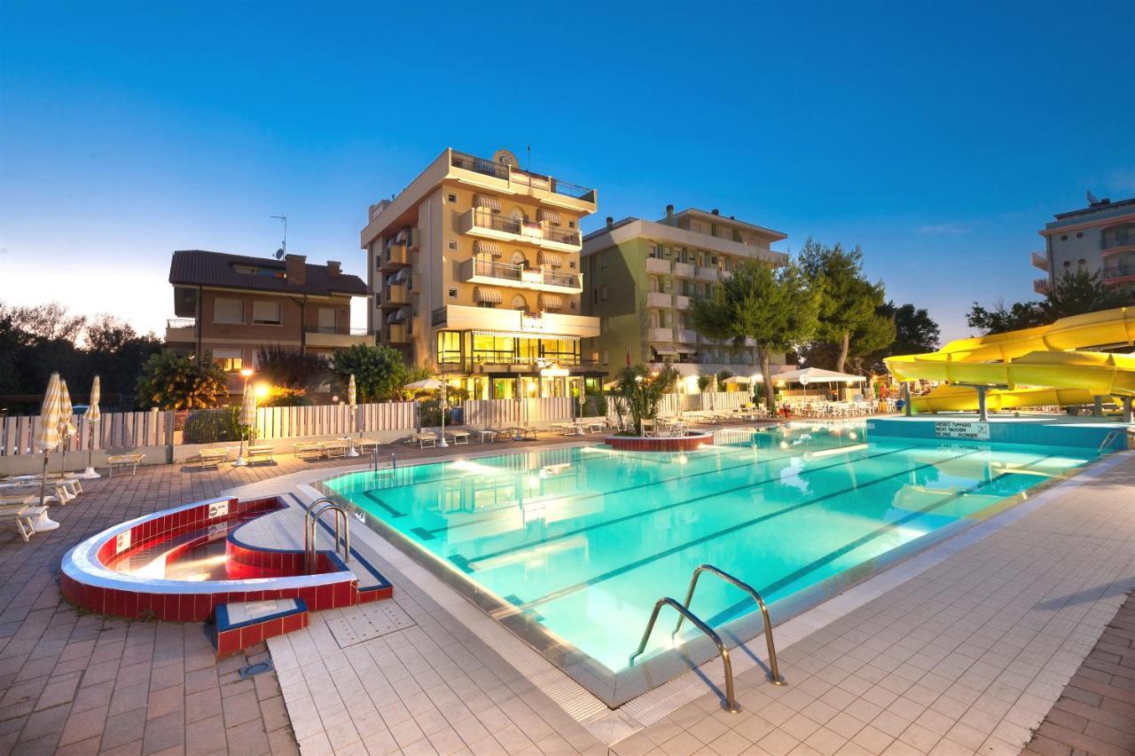 Hotel Caravel B&B 미사노아드리아티코 외부 사진