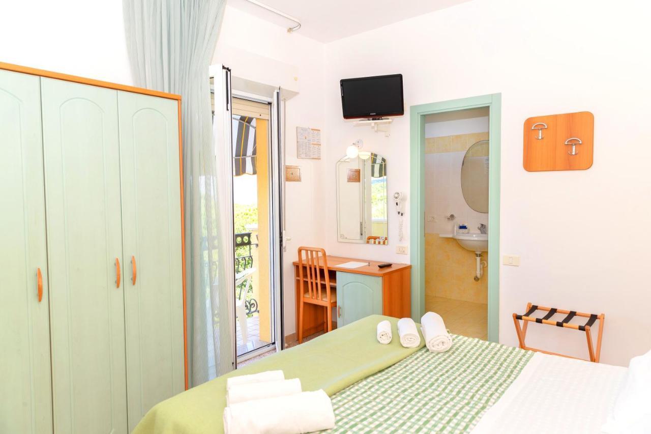 Hotel Caravel B&B 미사노아드리아티코 외부 사진